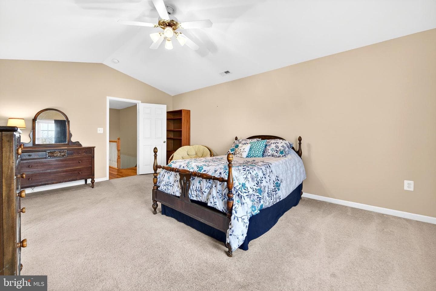355 Hoover Road photo 20