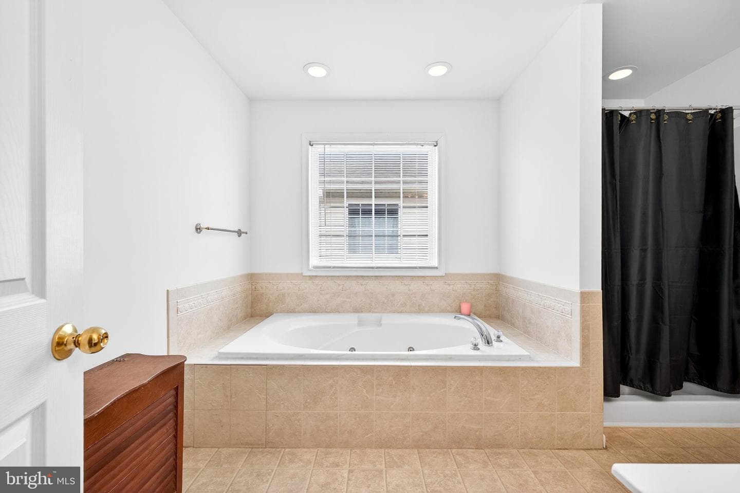 355 Hoover Road photo 22