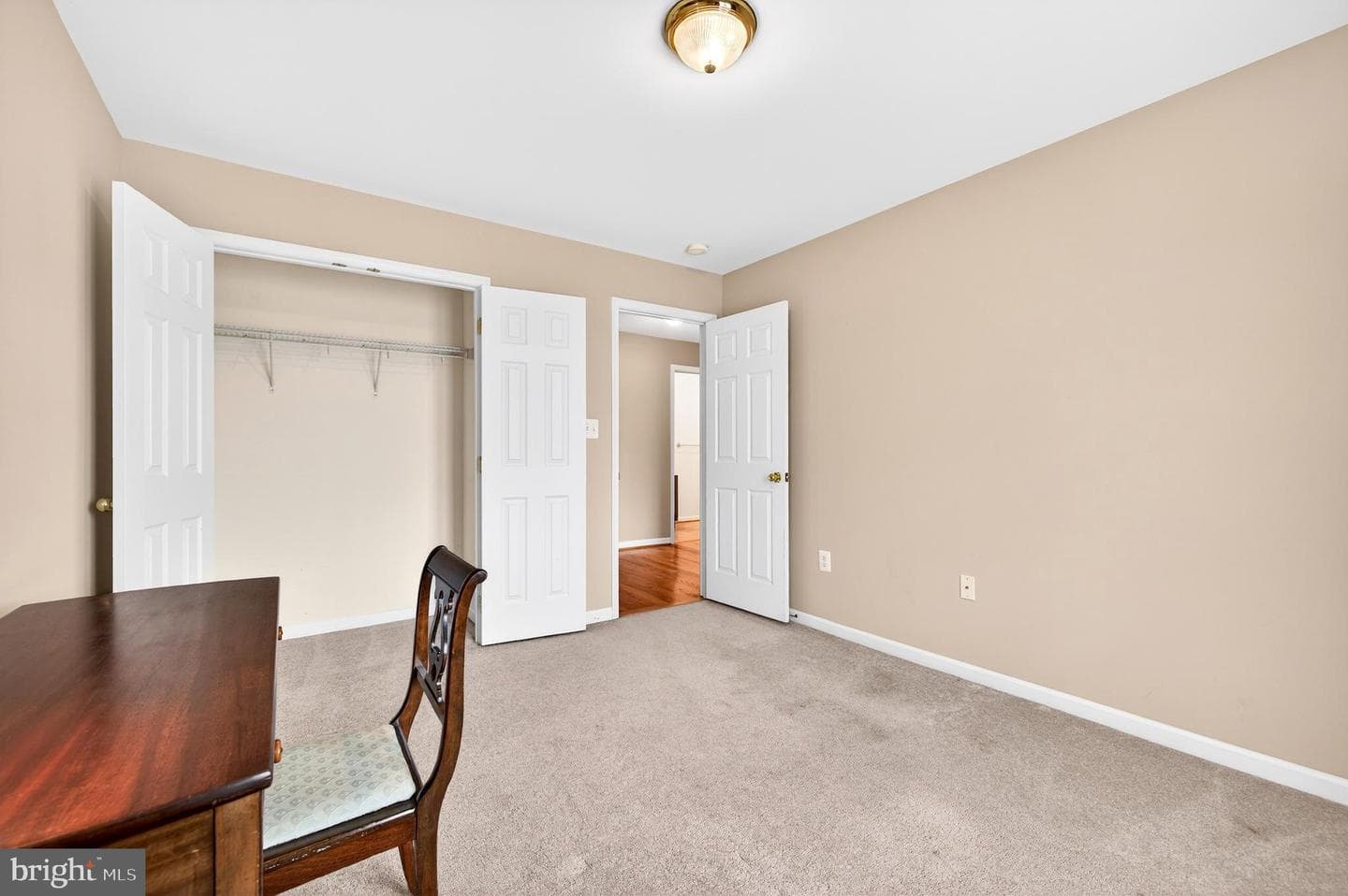 355 Hoover Road photo 32