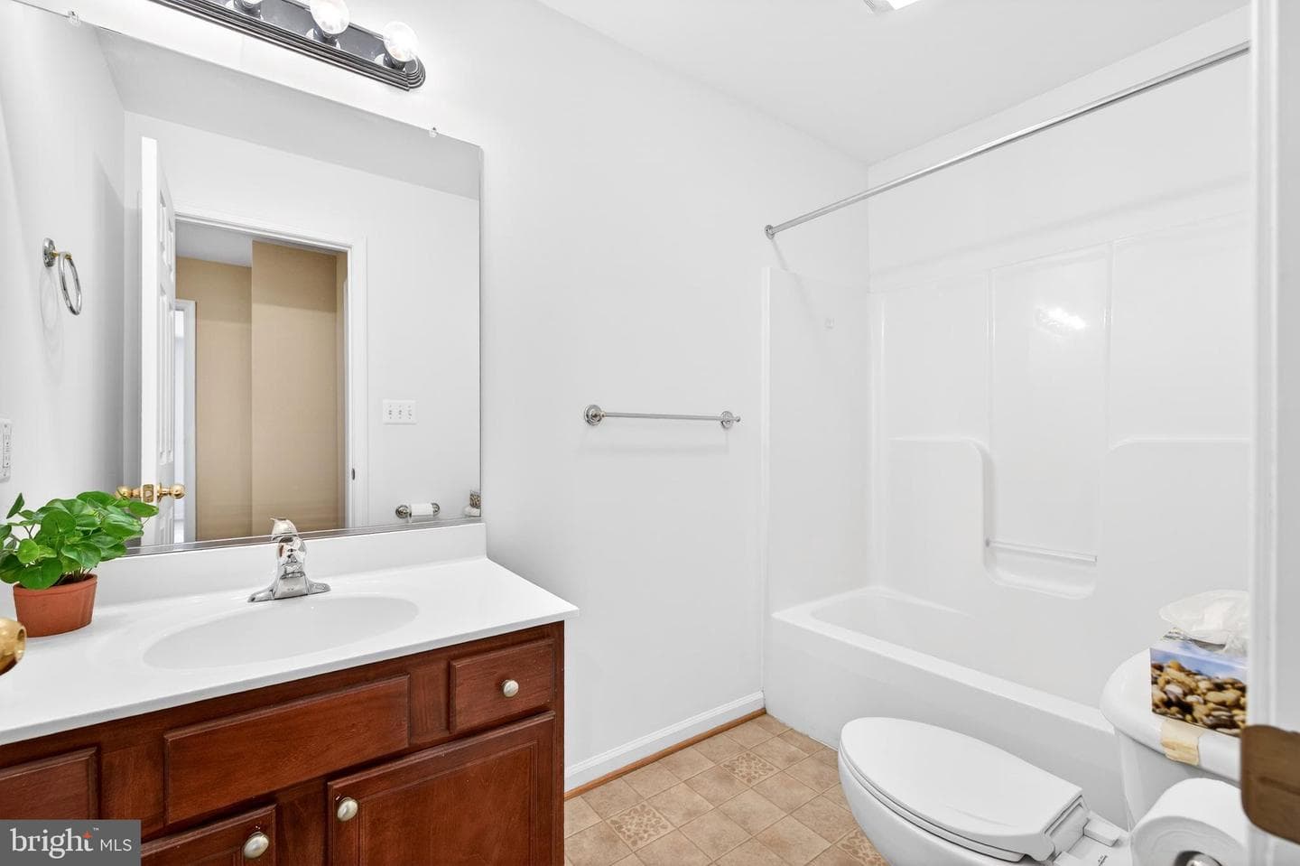 355 Hoover Road photo 33