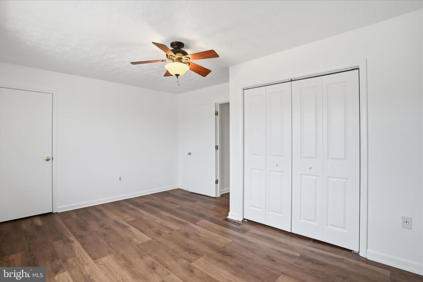 906 Hilltop Drive photo 22