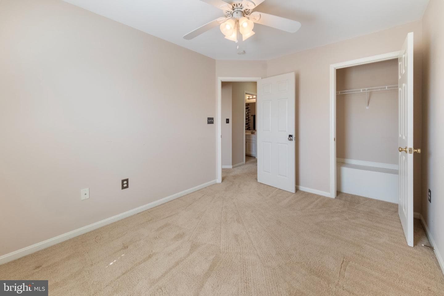 137 Oxbow Drive photo 23