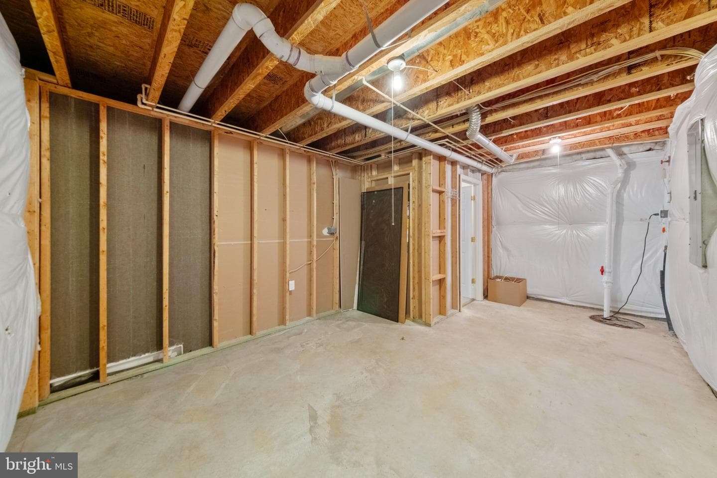 137 Oxbow Drive photo 34