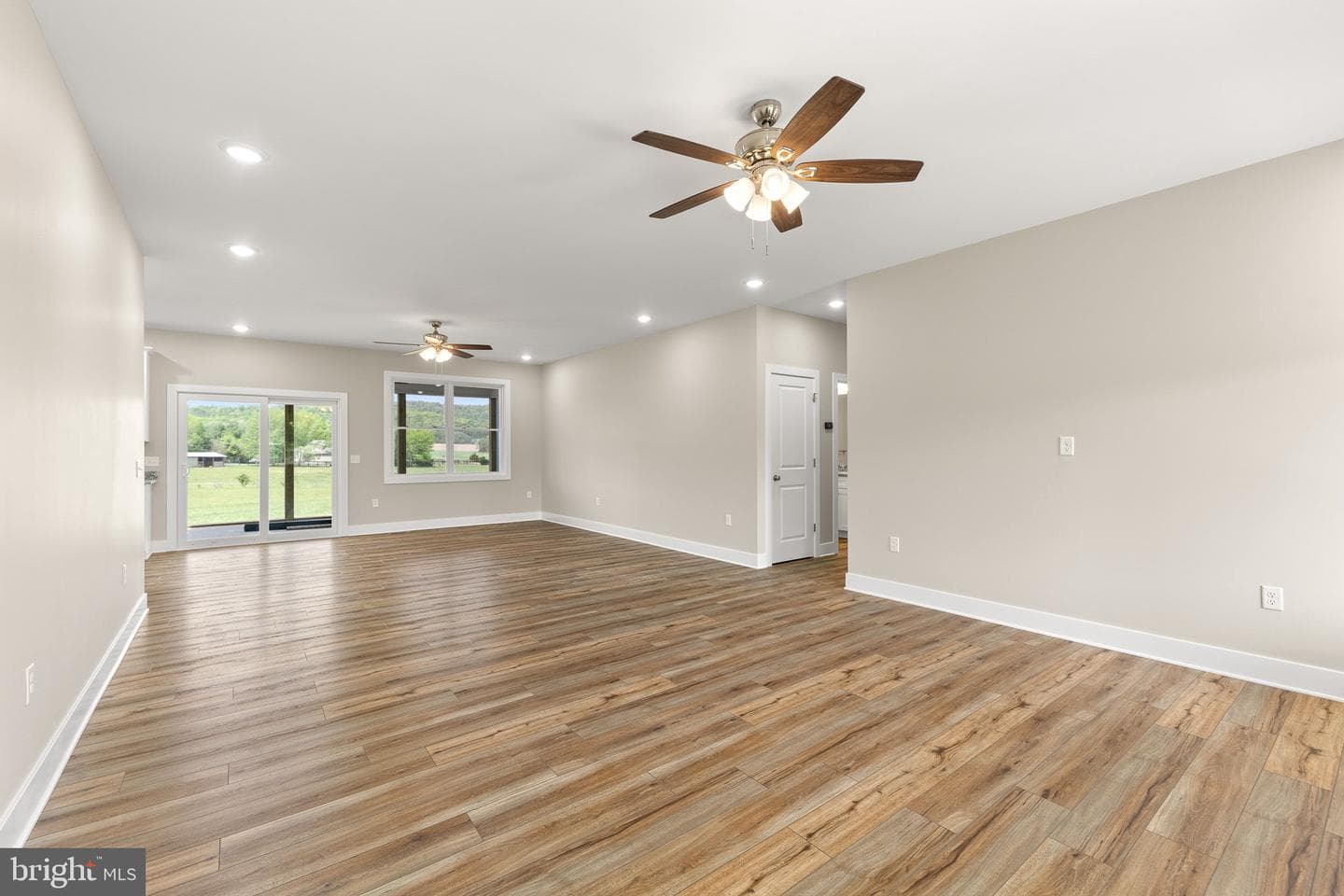 1611 Pleasant View photo 13