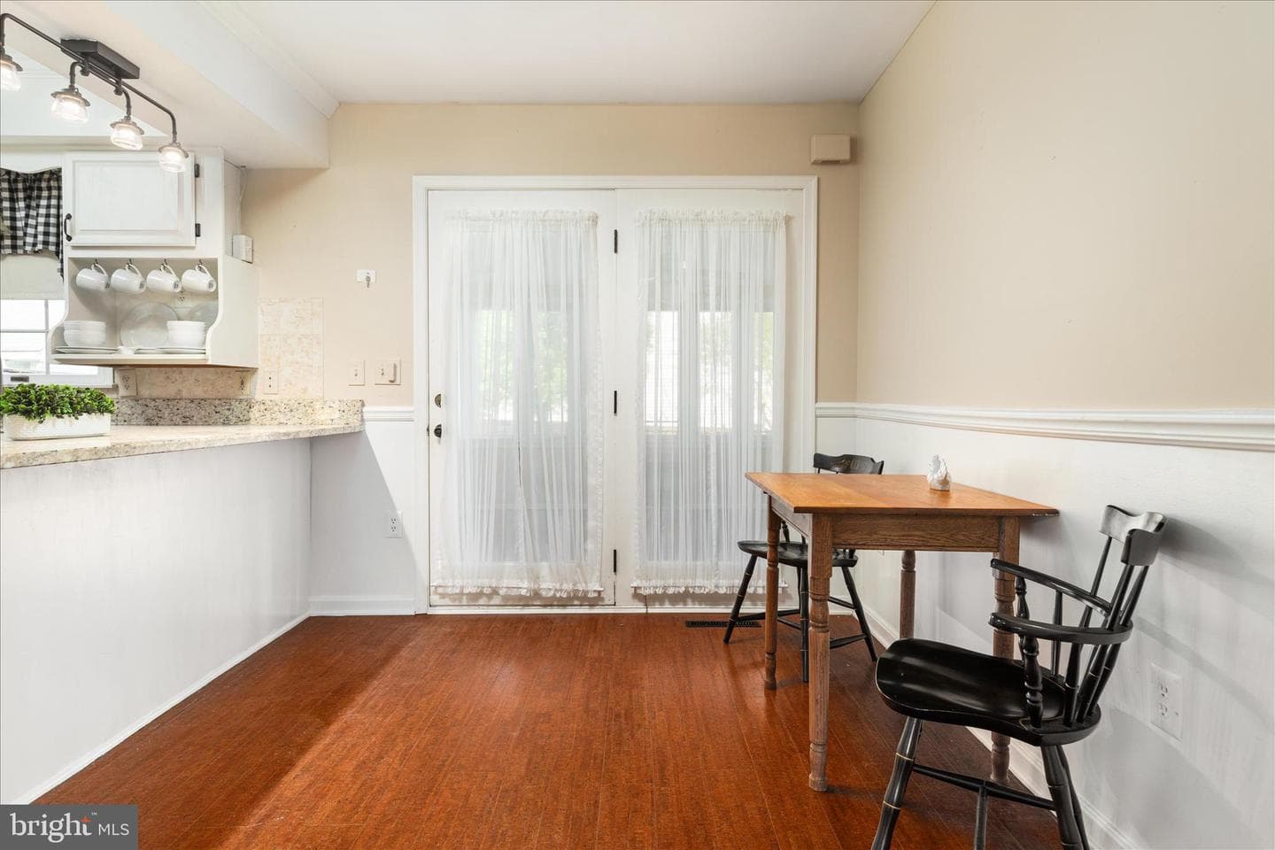 590 Fulton Drive photo 13