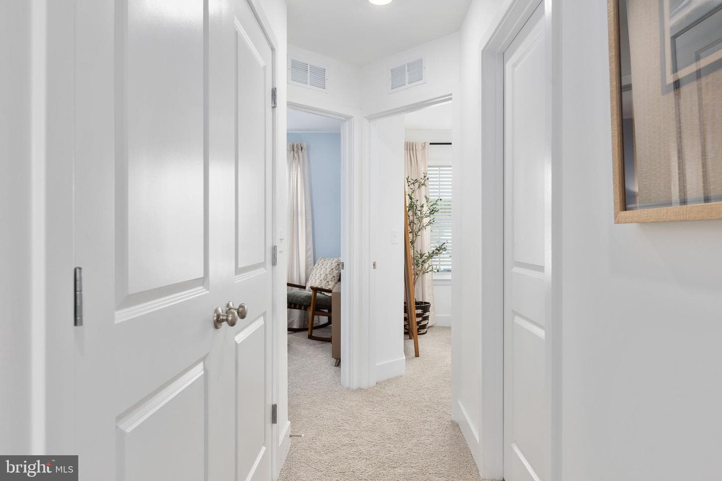 480 Sophie Street photo 43