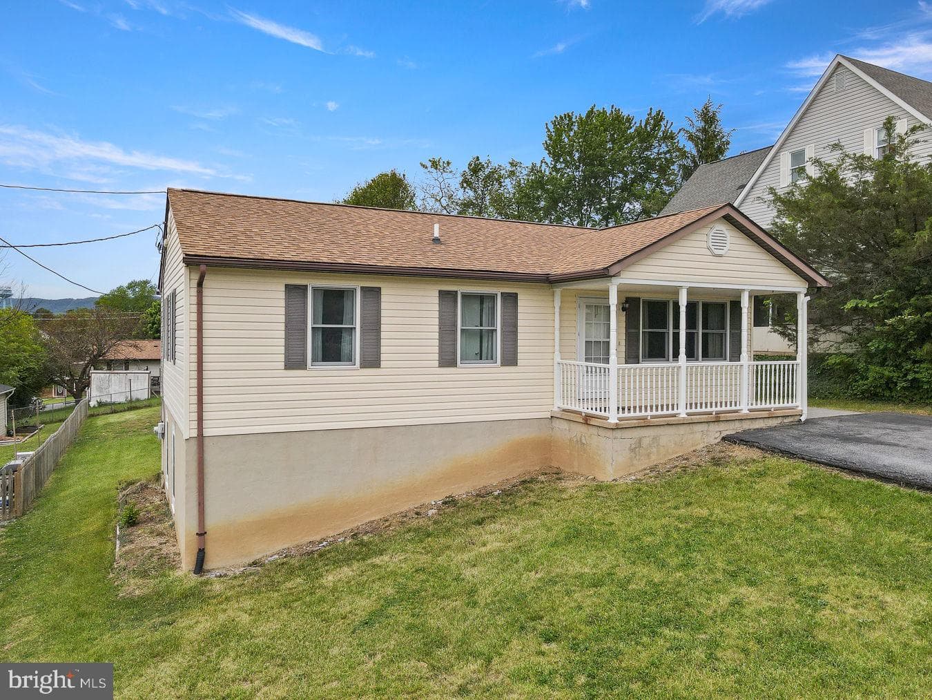 363 Crim Drive photo 28