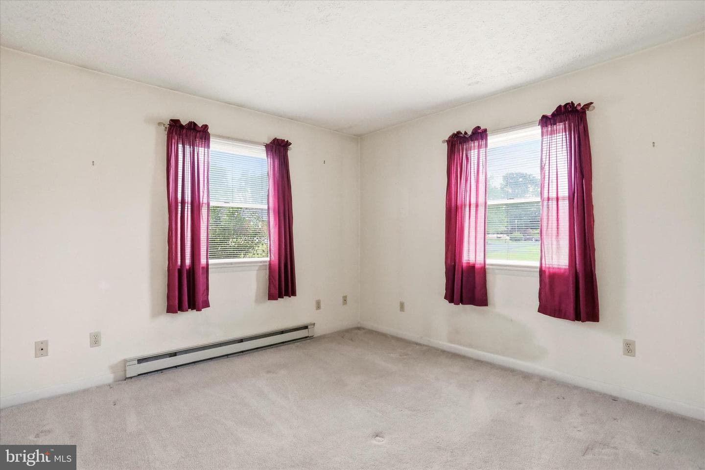 317 Dawn Avenue photo 16