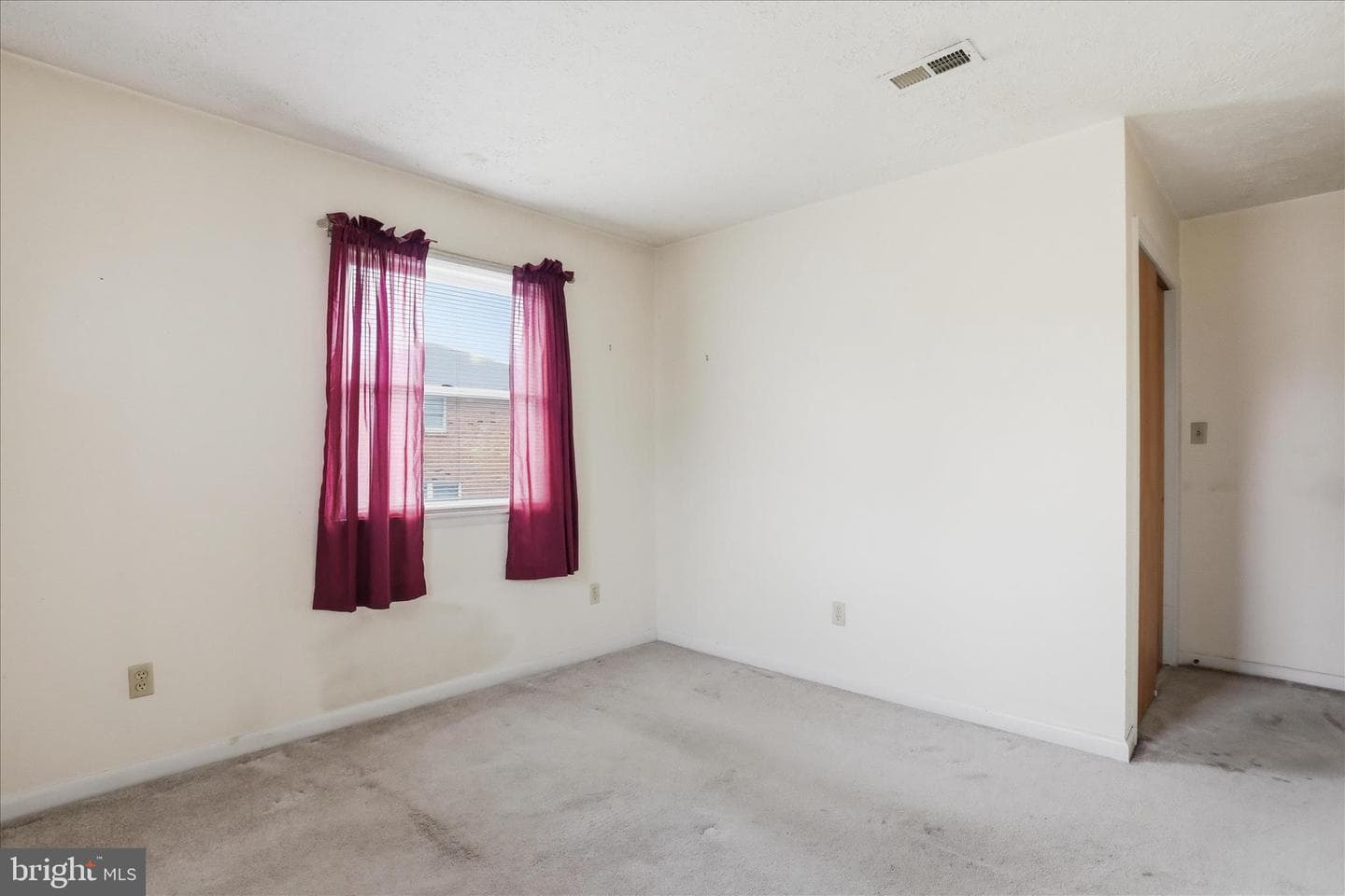 317 Dawn Avenue photo 17