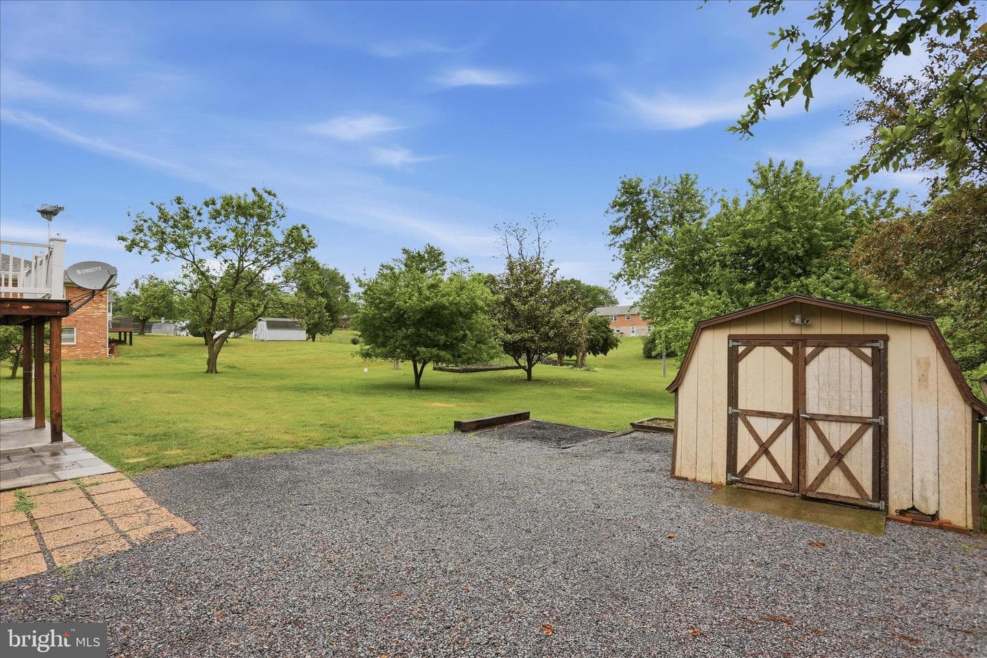 317 Dawn Avenue photo 31