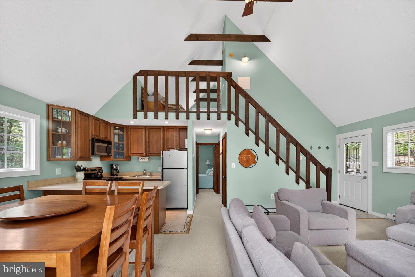 393 Palmer photo 16