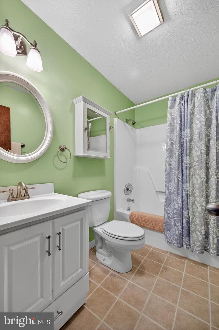393 Palmer photo 23