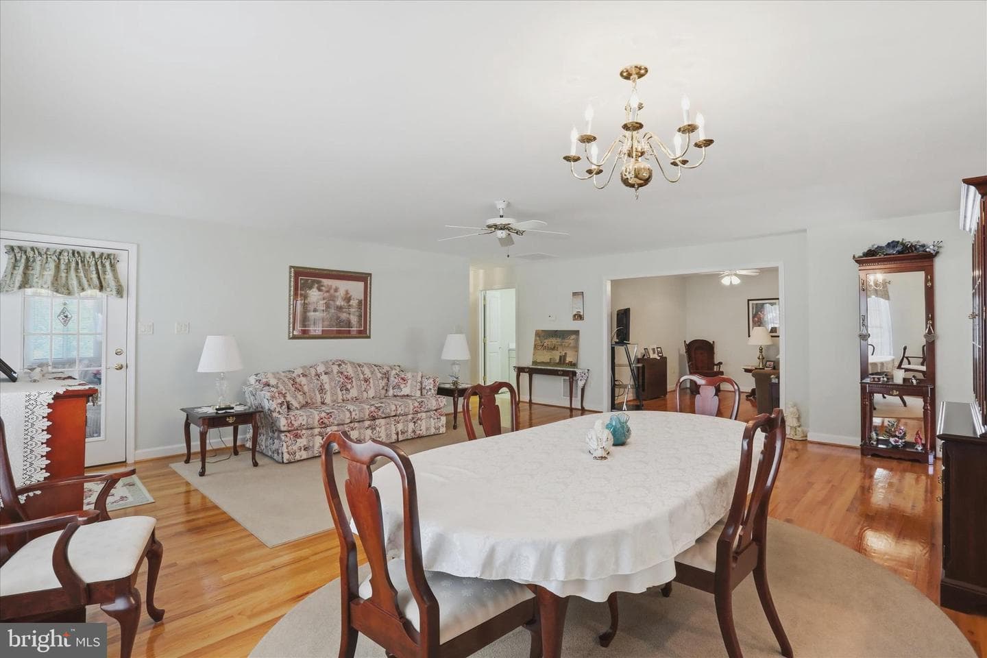 621 Kestrel Court photo 9