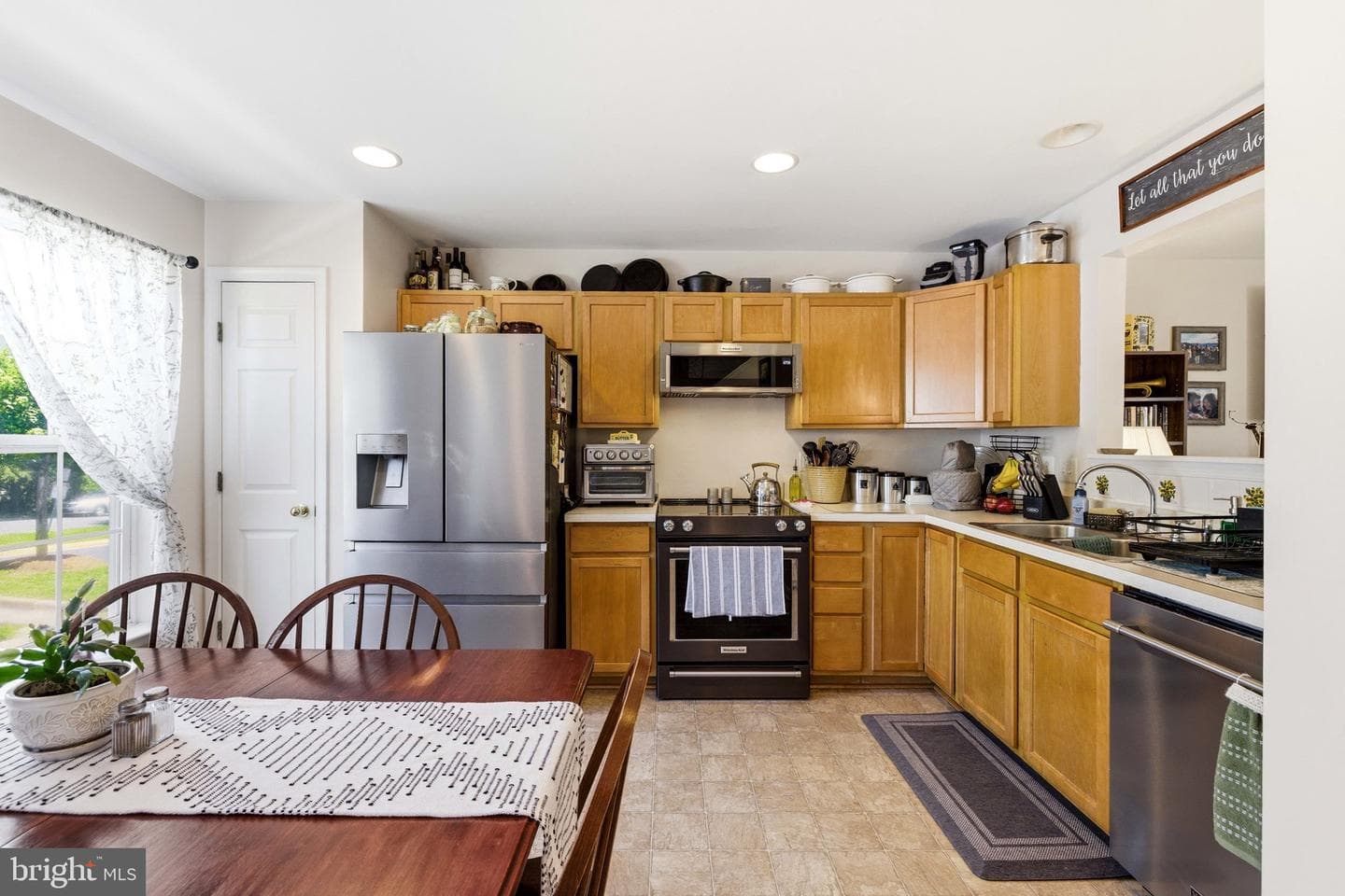 412 Pendleton Lane photo 4