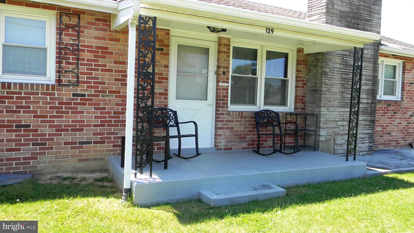 129 Apple Ave photo 6