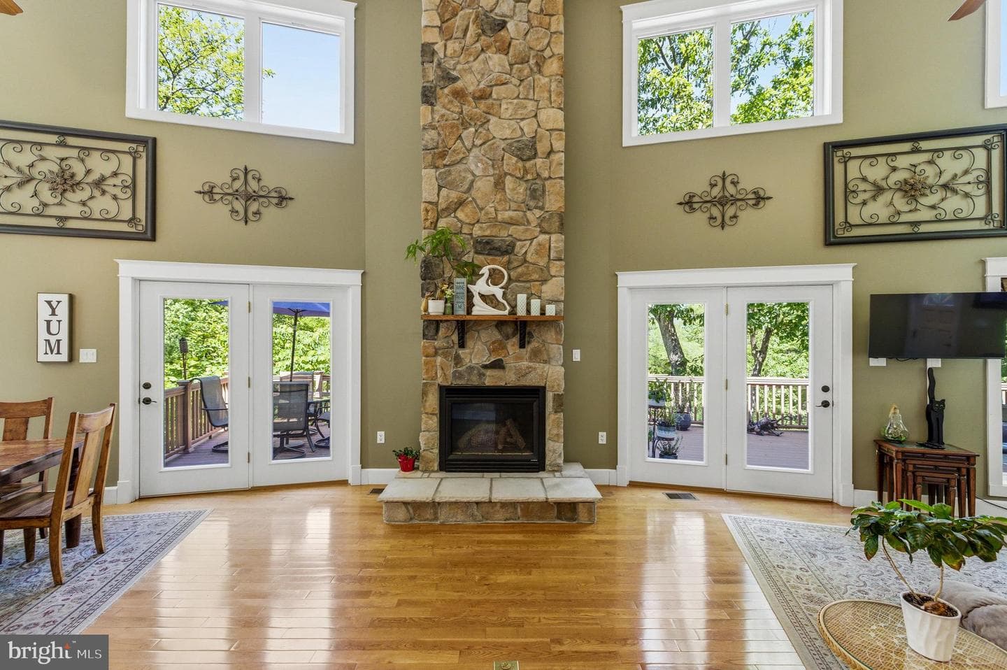 167 Williams Lane photo 8
