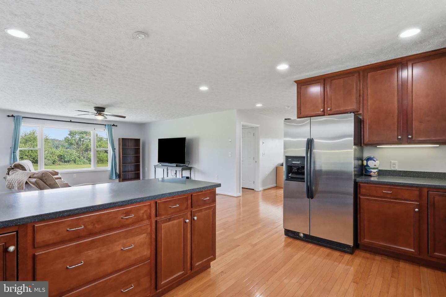 110 Summers Lane photo 12