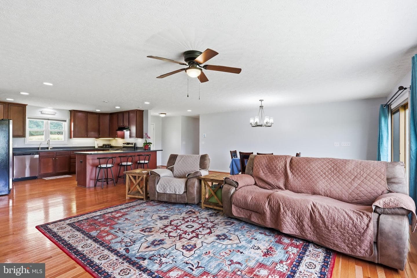 110 Summers Lane photo 15