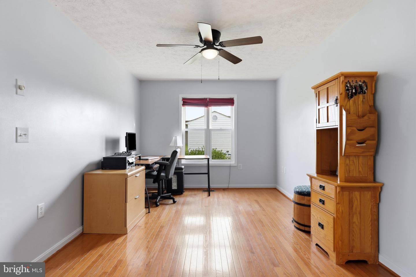 110 Summers Lane photo 18