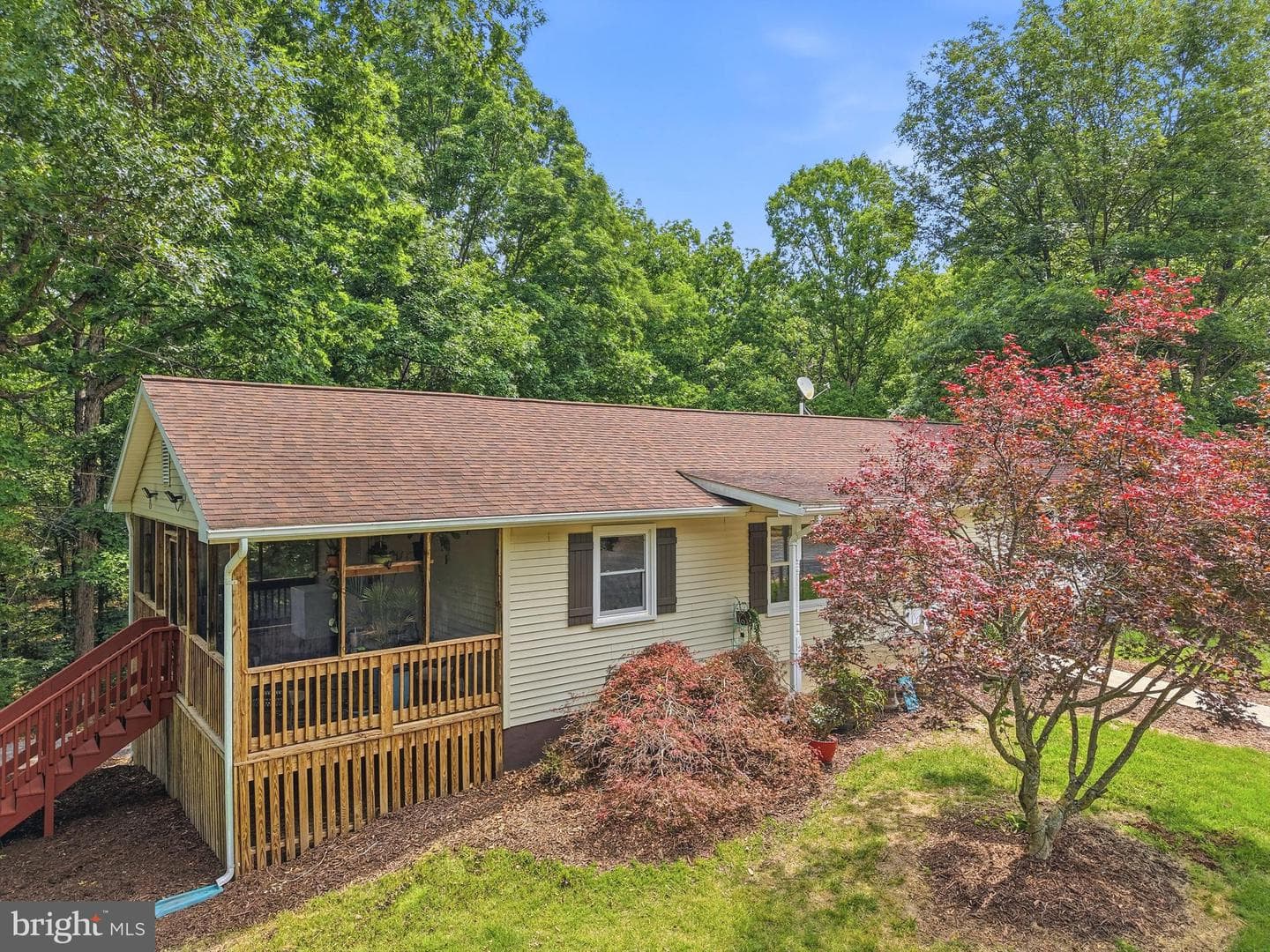 356 White Oak Ln photo 4
