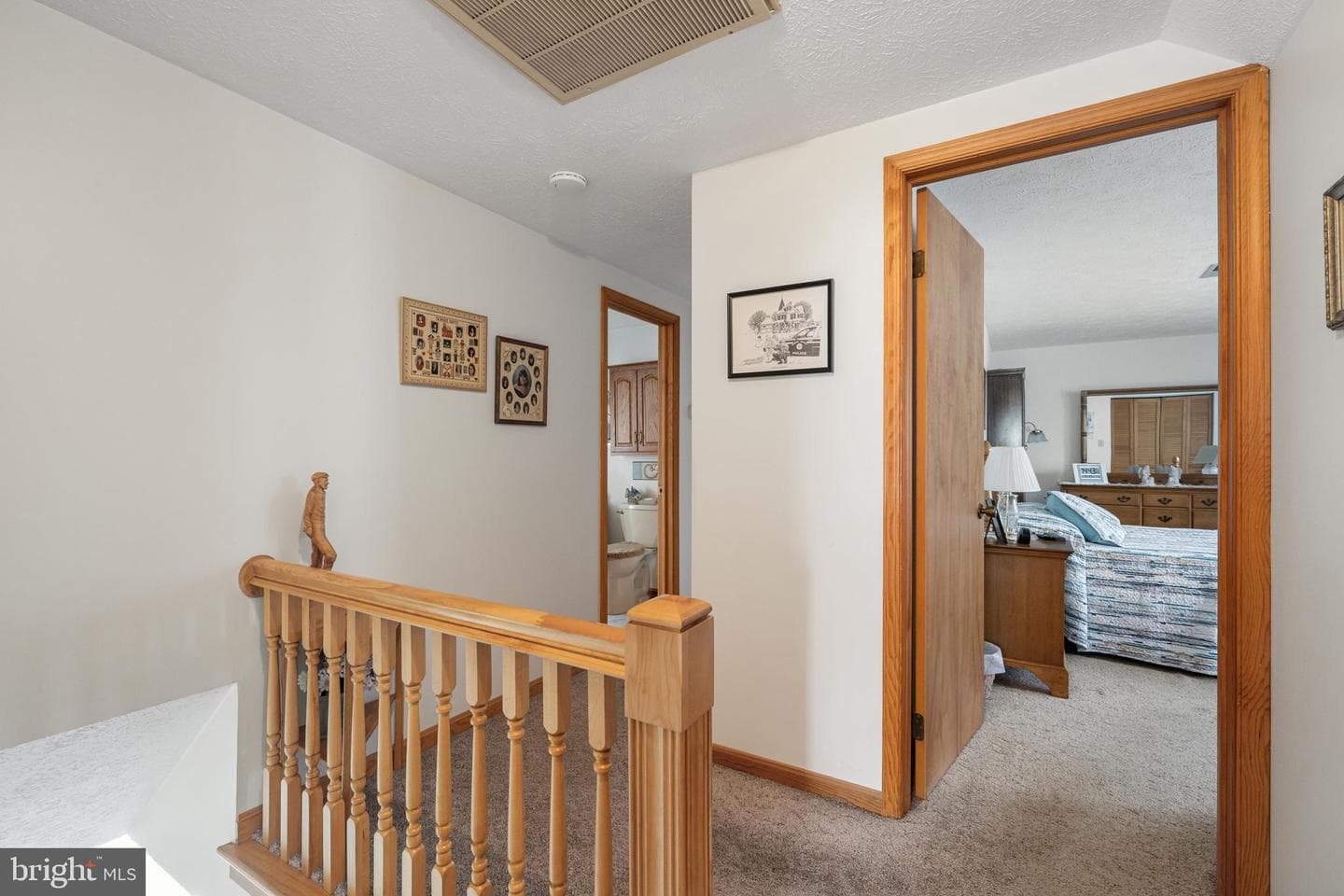 908 Jonathan Street photo 58
