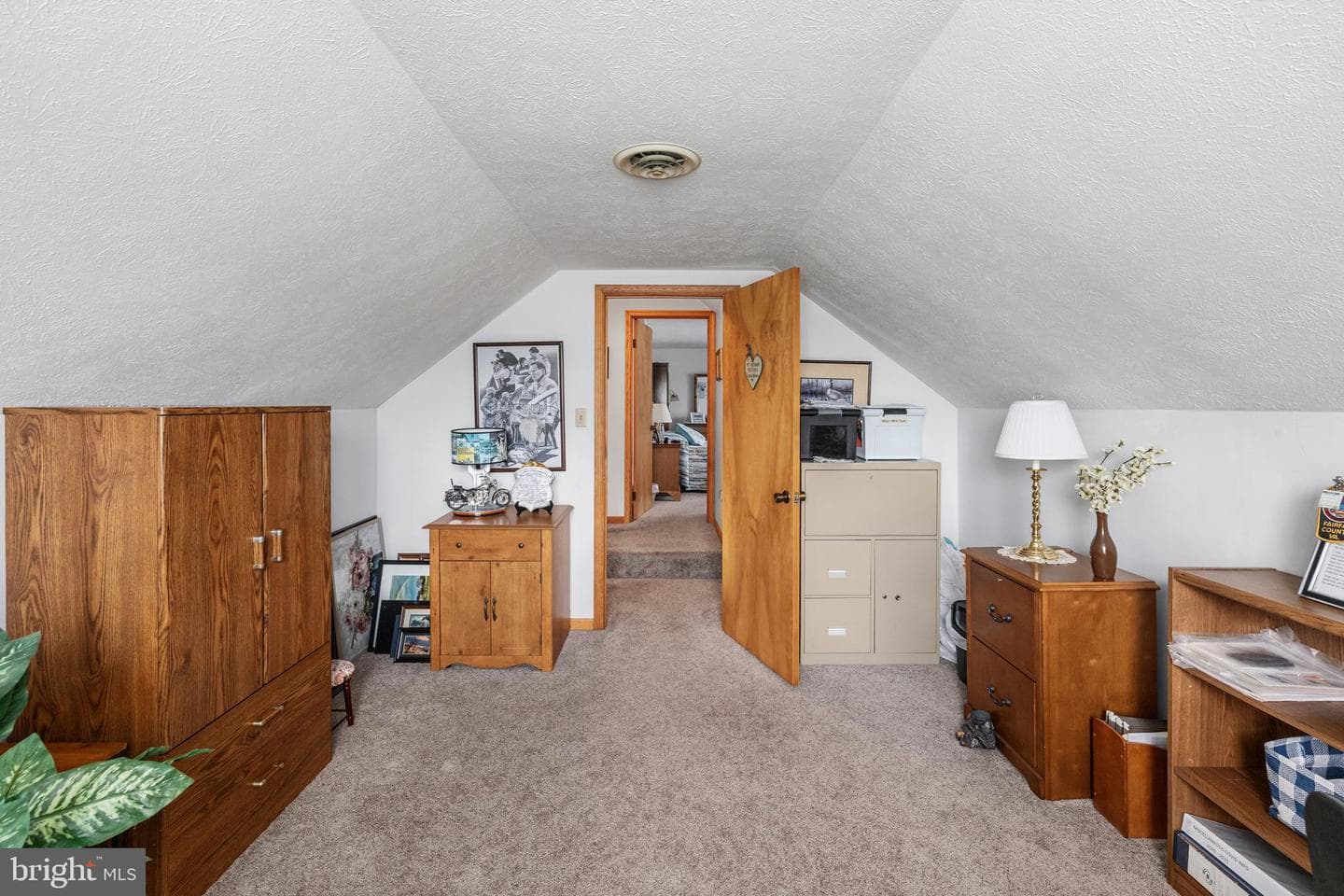 908 Jonathan Street photo 60