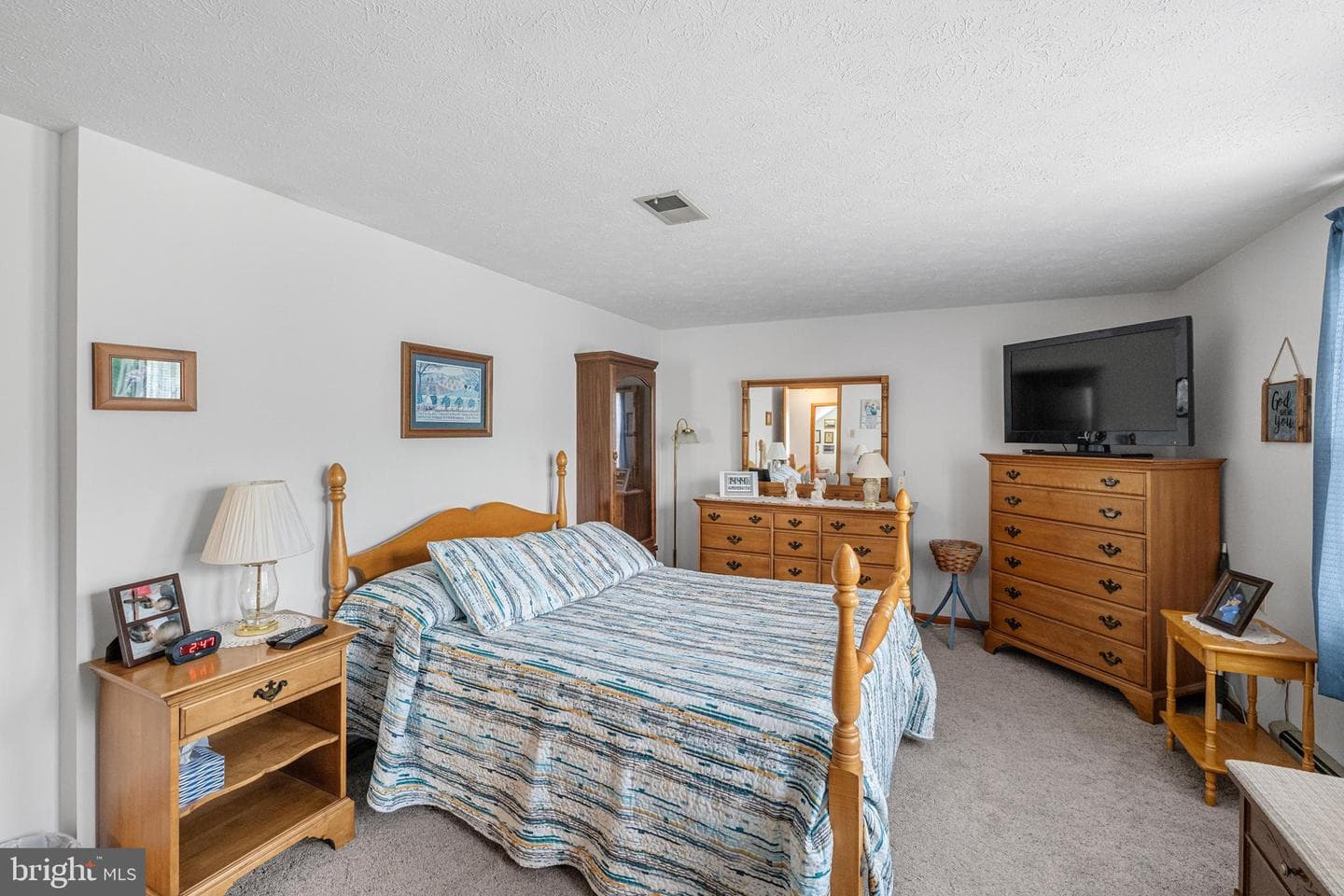 908 Jonathan Street photo 64