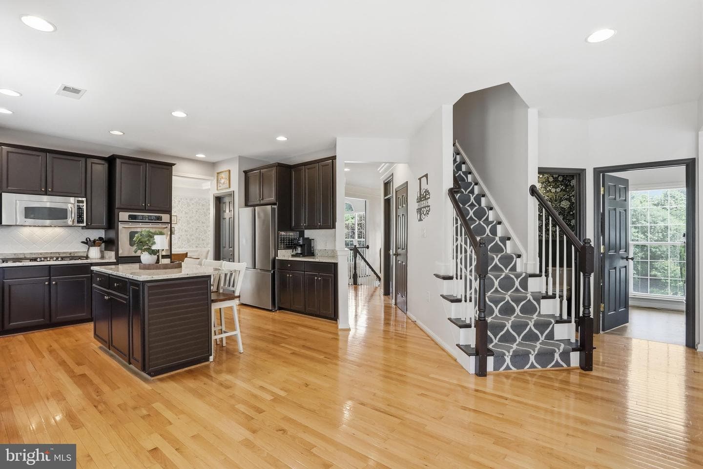 465 Meghann Dr photo 19