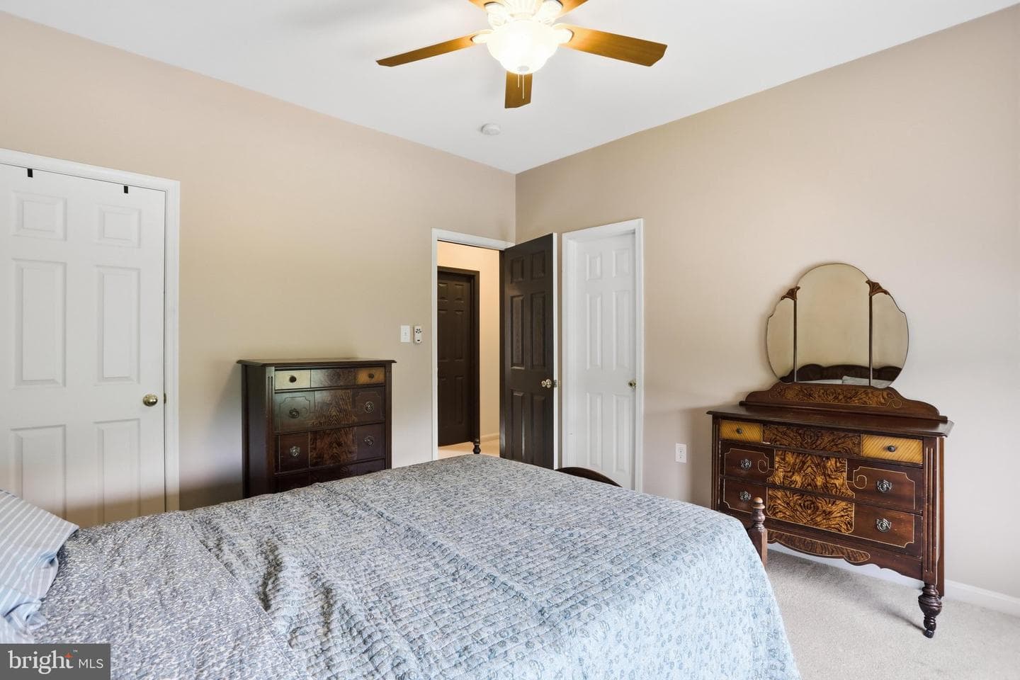 465 Meghann Dr photo 39