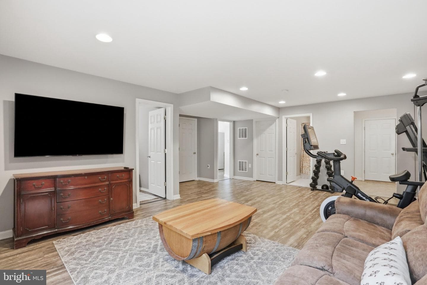 465 Meghann Dr photo 50