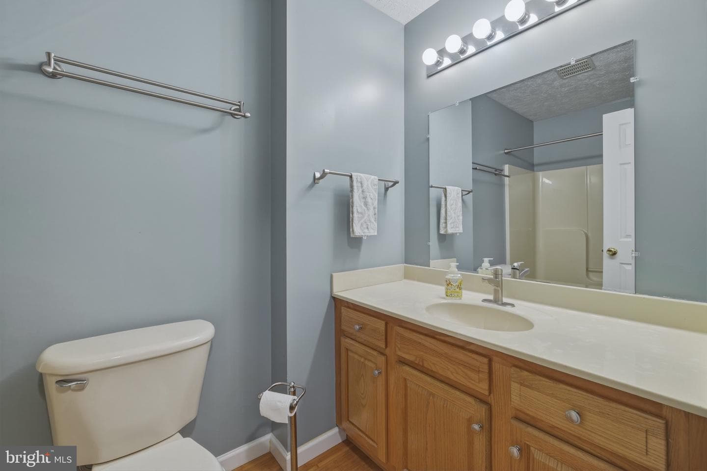 705 Stonecrest Drive photo 32