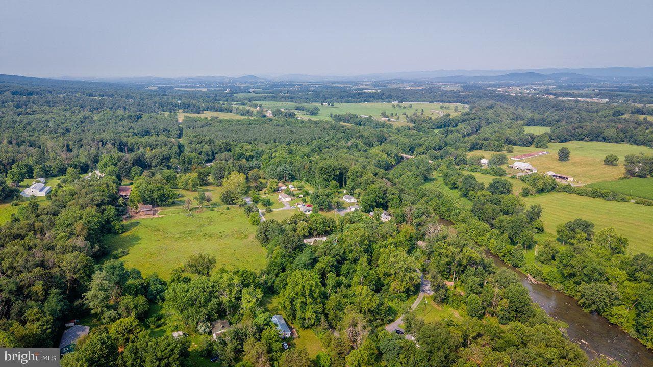 55 Lake Drive photo 60