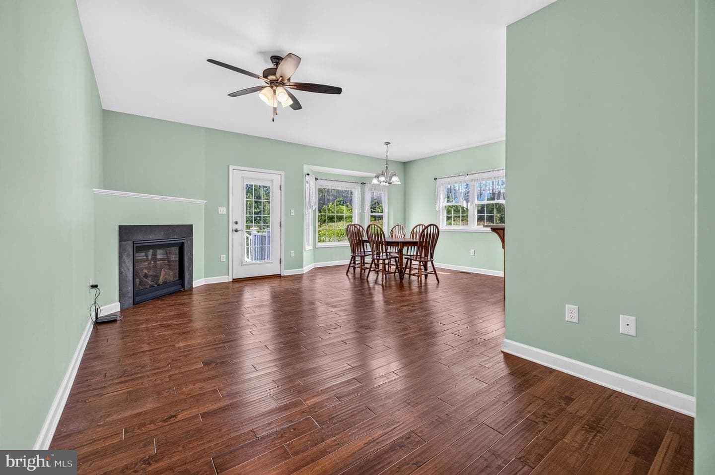 204 Grafton Court photo 24