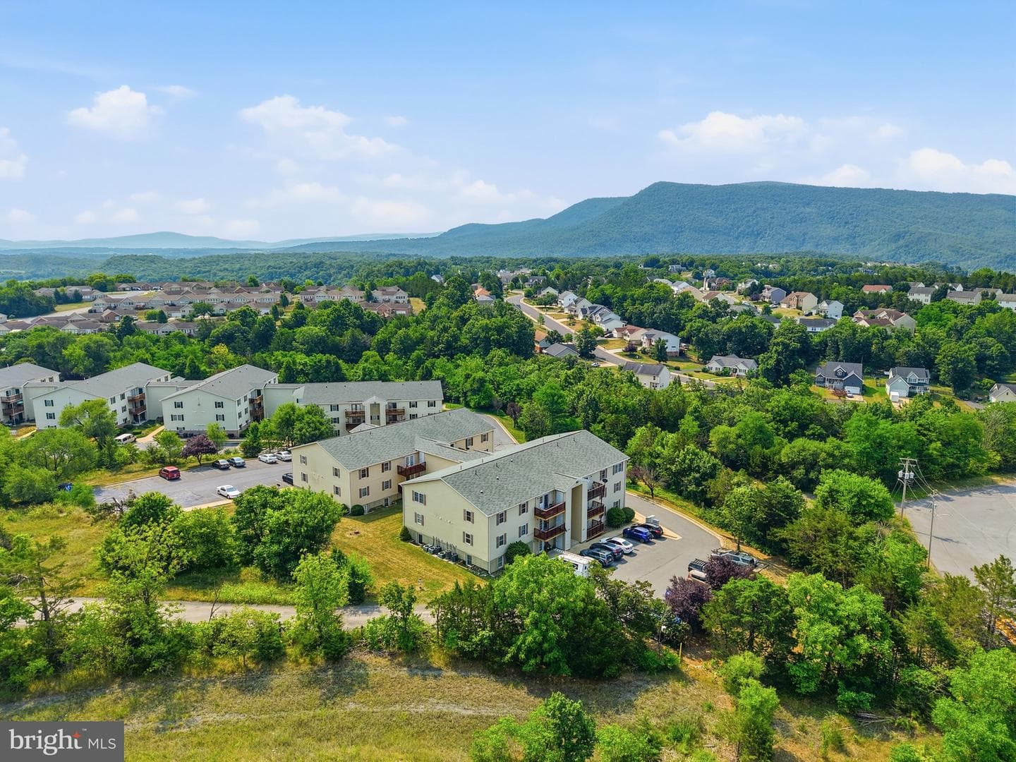 245 Brandy Court, Strasburg