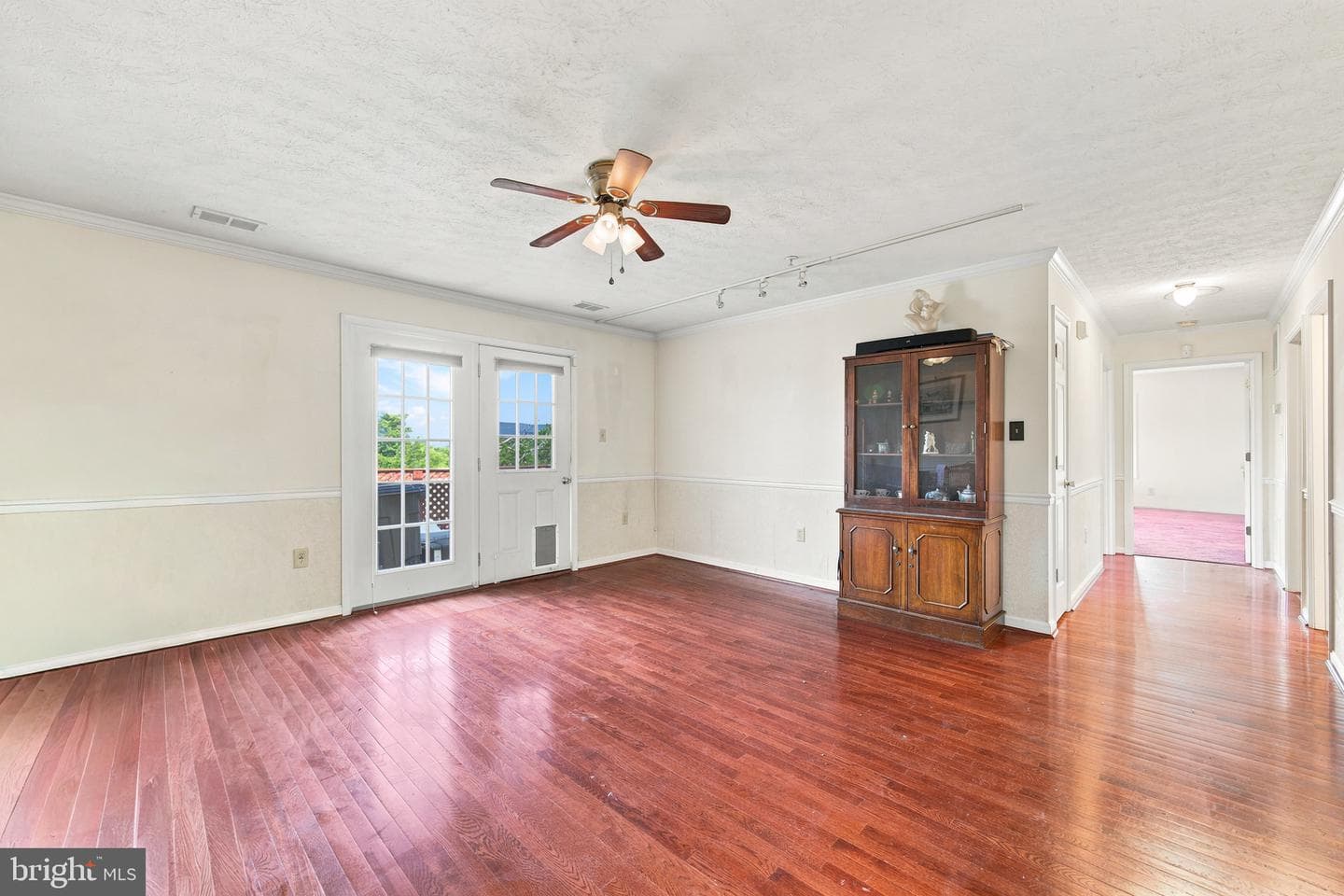 245 Brandy Court photo 9