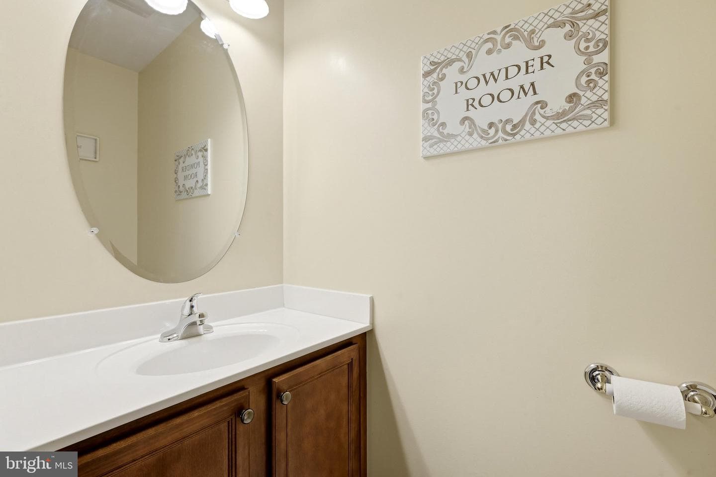 172 Founders Way photo 18