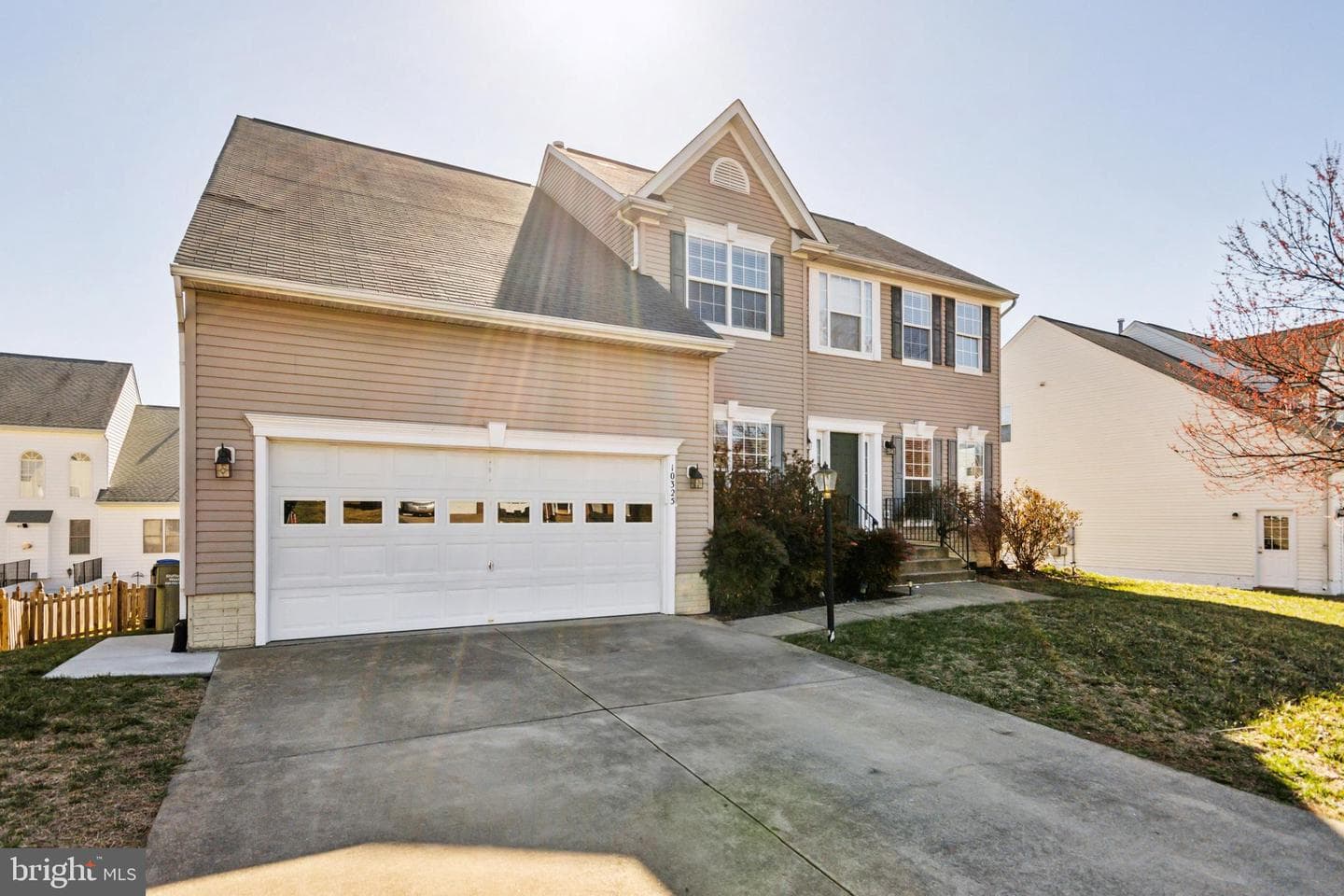10325 Lees Crossing Lane photo 2