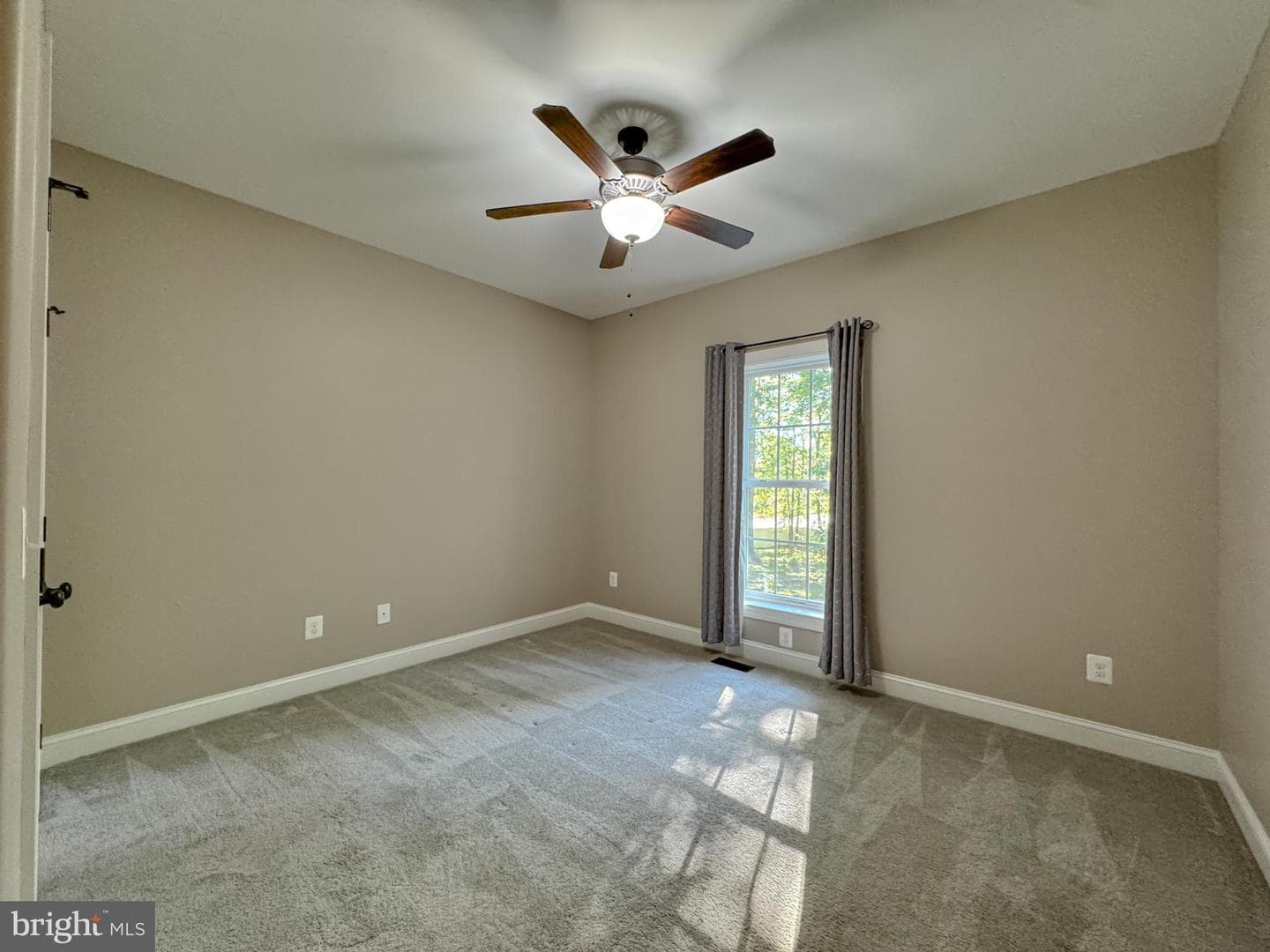 9801 Cherokee Lane photo 23