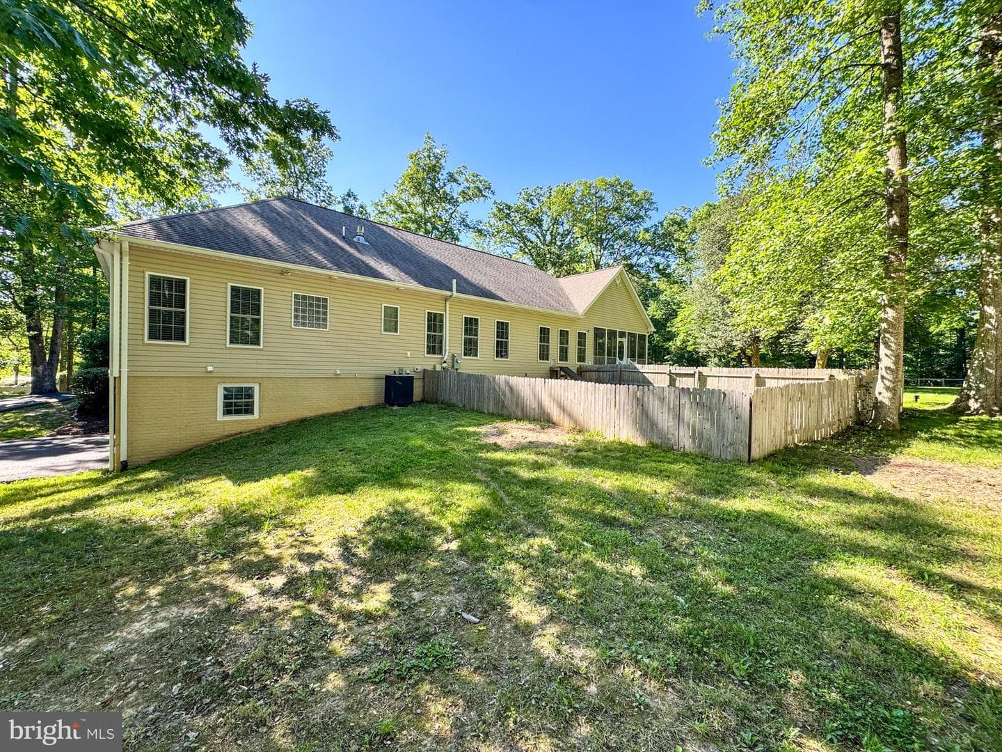 9801 Cherokee Lane photo 45