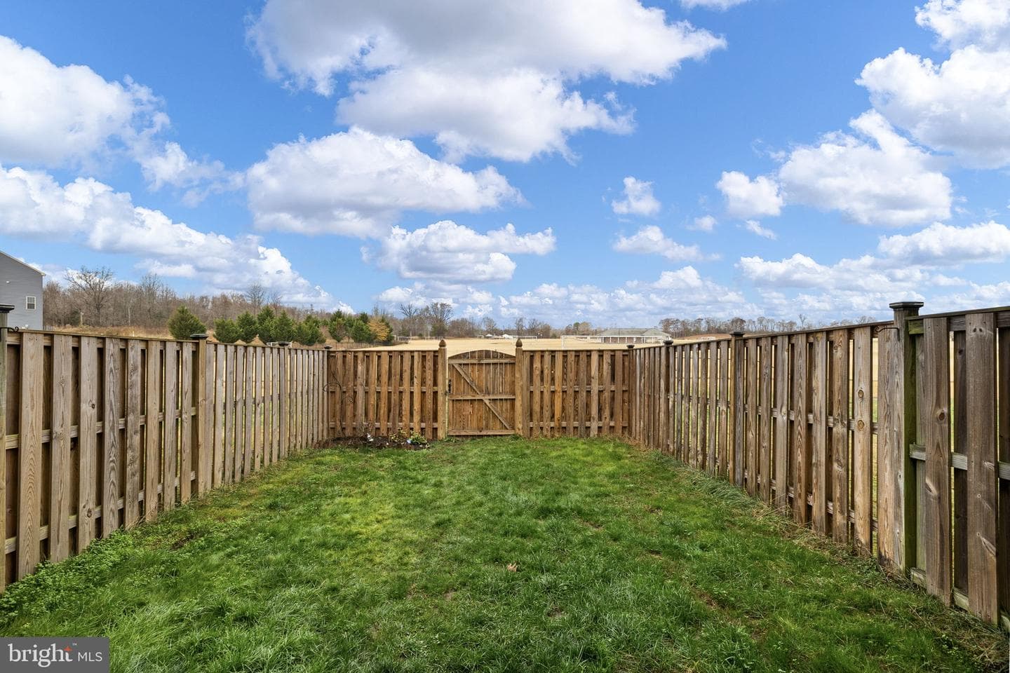 2235 Champions Way photo 11