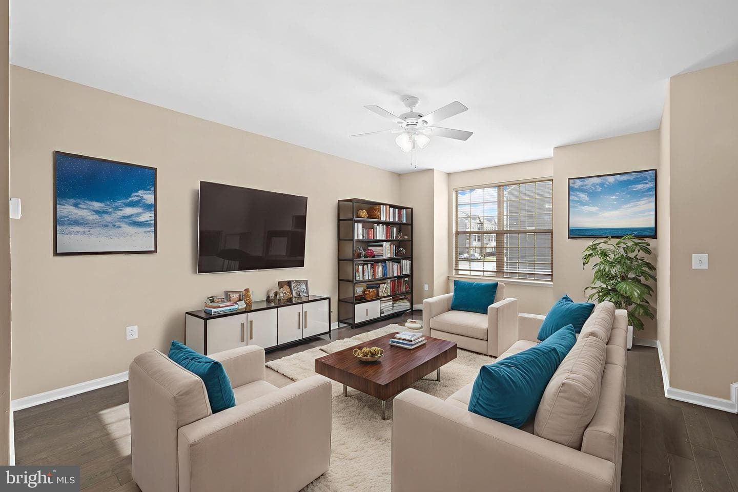 2235 Champions Way photo 14