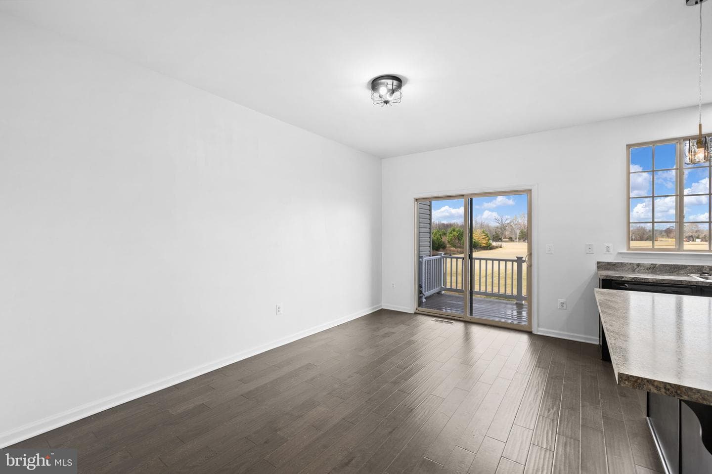 2235 Champions Way photo 19