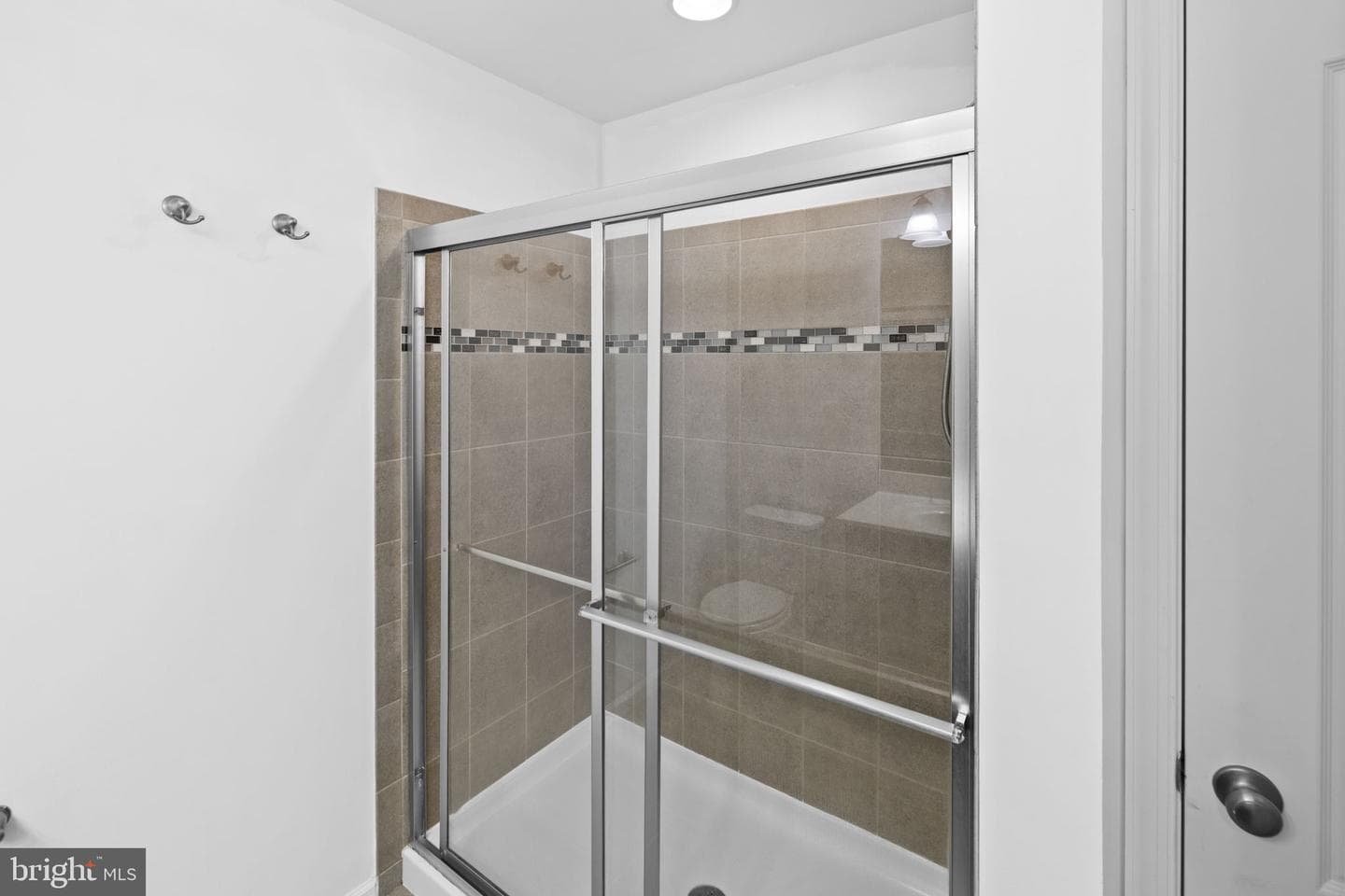 2235 Champions Way photo 34