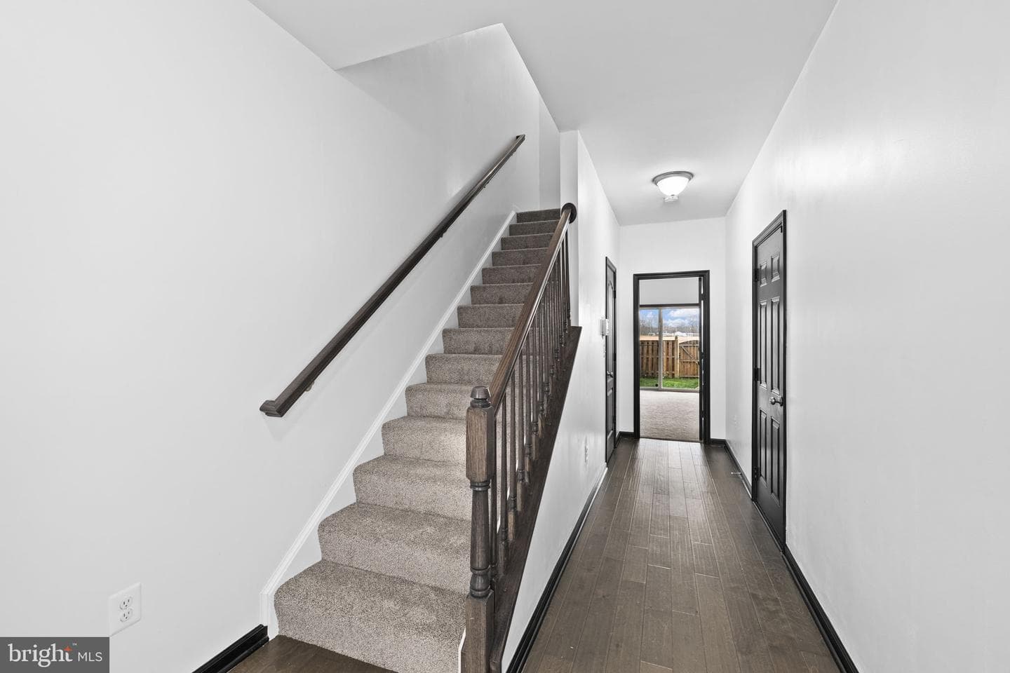 2235 Champions Way photo 6