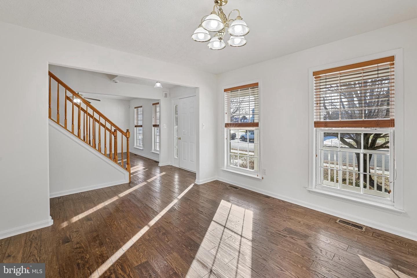 3004 Cahill Street photo 10