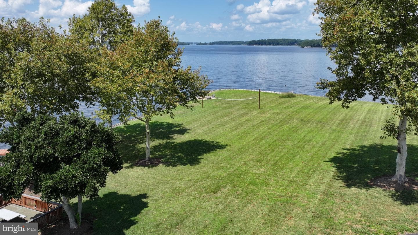 11200 Emery Lane photo 17