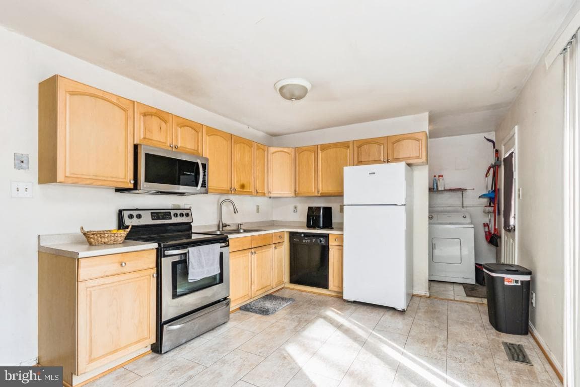 10601 Meadowlark Lane photo 9