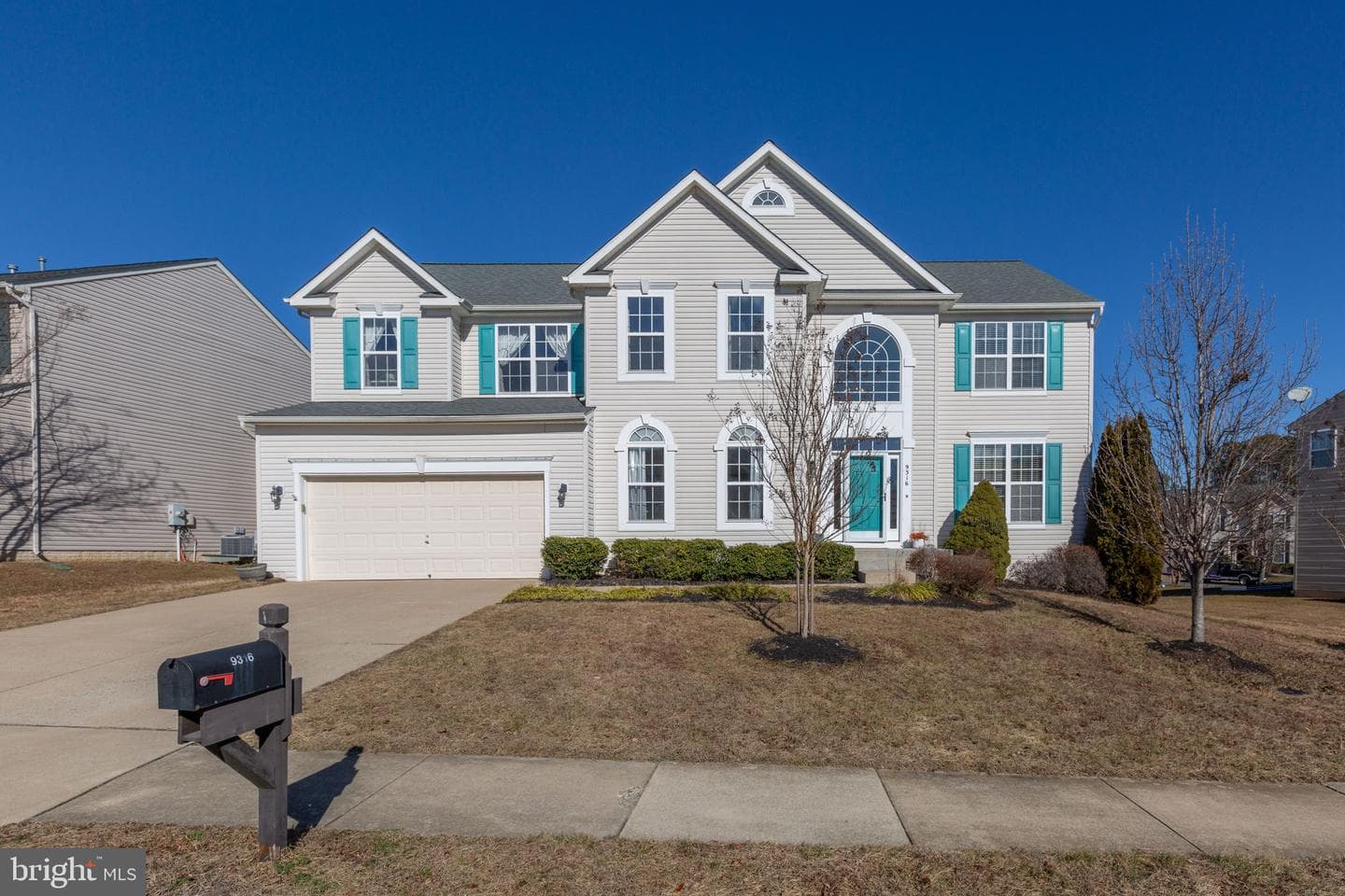 9316 Laurel Oak Drive photo 2