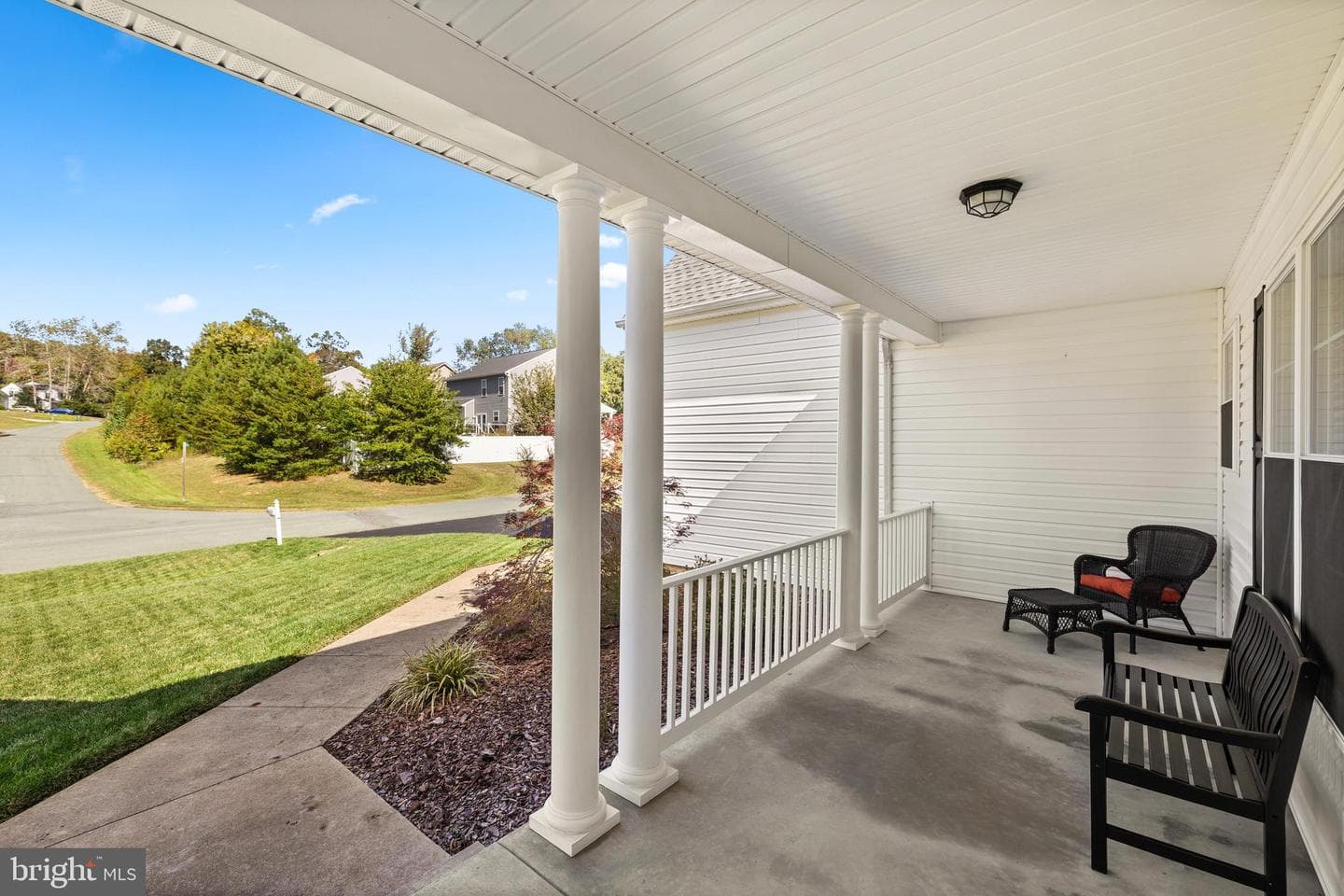 10202 Spring Creek Drive photo 5