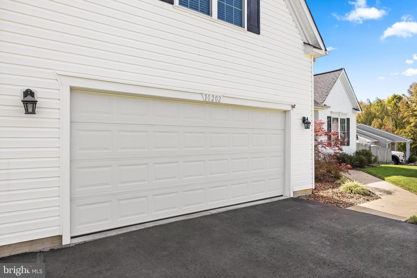 10202 Spring Creek Drive photo 7